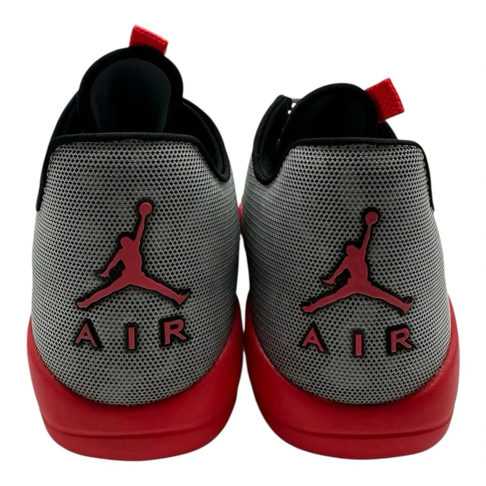 Jordan air eclipse